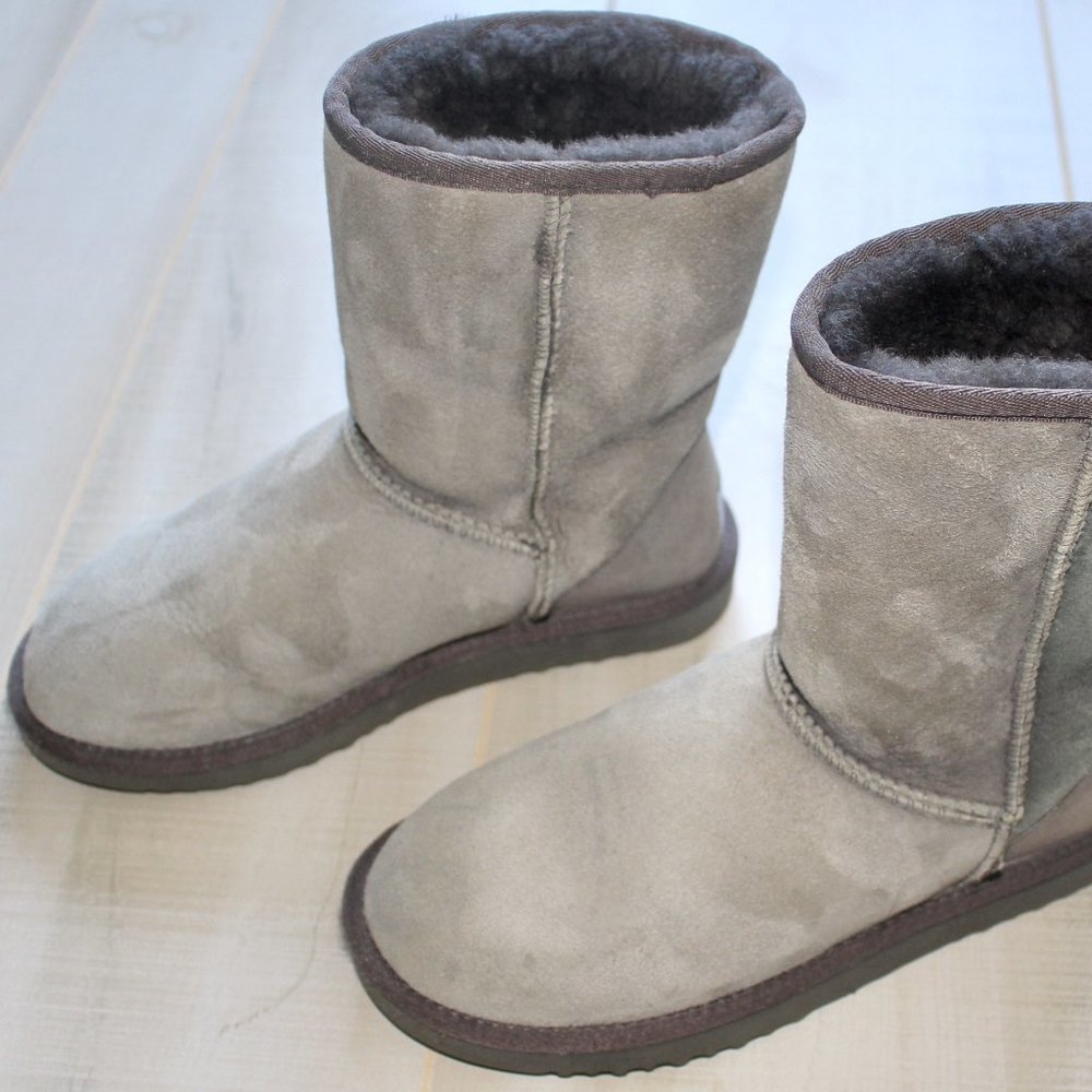 UGG Australia Classic Short Boots 6 5825 Suede